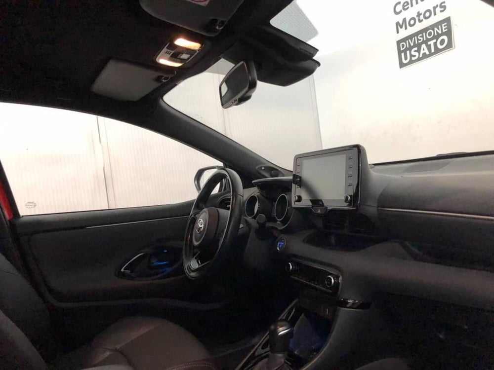 Toyota Yaris Cross usata a Torino (8)