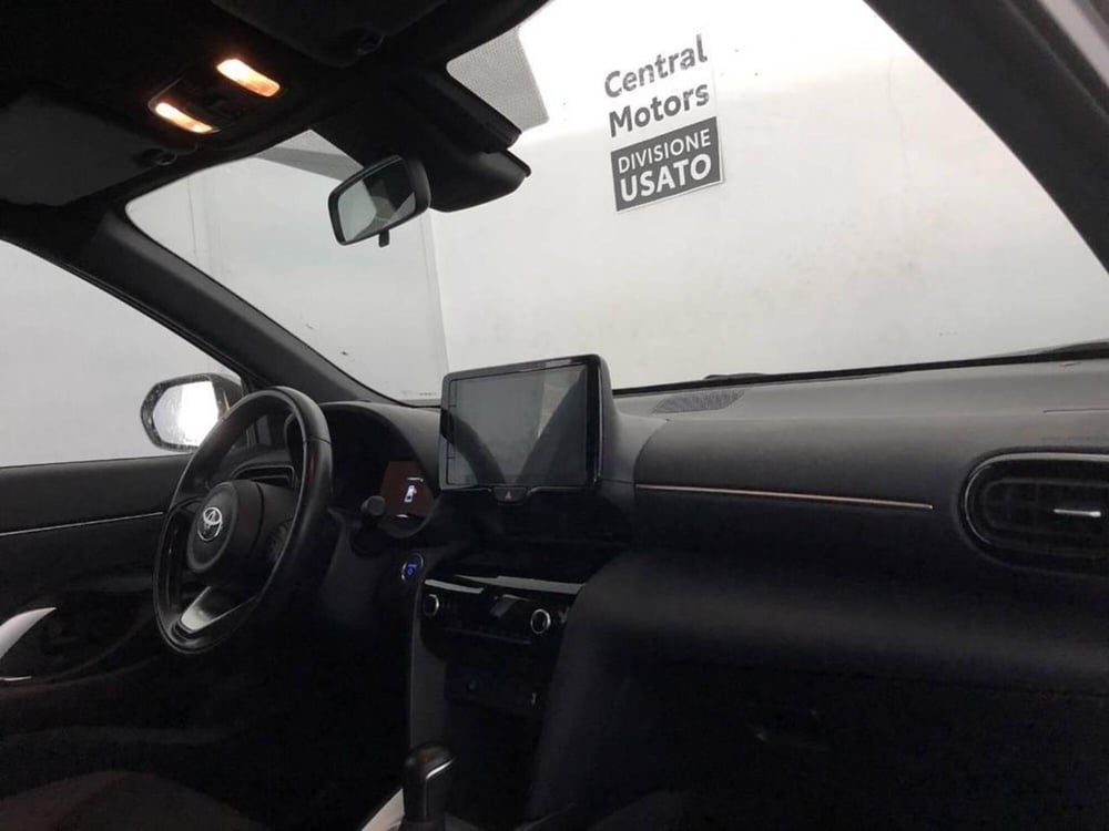 Toyota Yaris Cross usata a Torino (9)