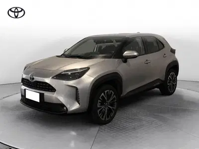 Toyota Yaris Cross 1.5h GR Sport Black Sky fwd 116cv e-cvt del 2021 usata a Torino