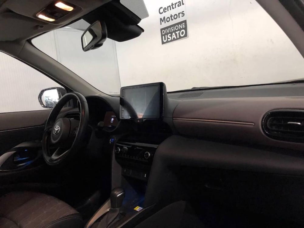 Toyota Yaris Cross usata a Torino (9)