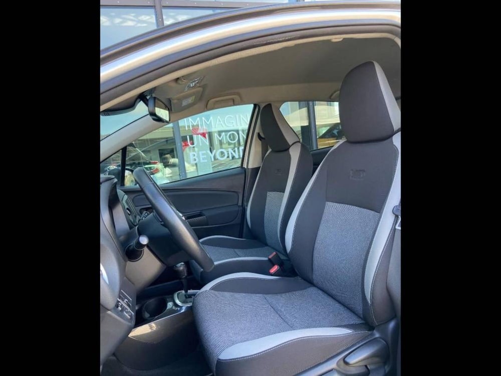 Toyota Yaris usata a Torino (11)