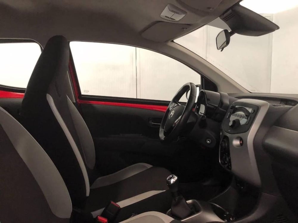 Toyota Aygo usata a Torino (8)