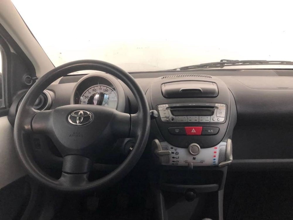 Toyota Aygo usata a Torino (10)