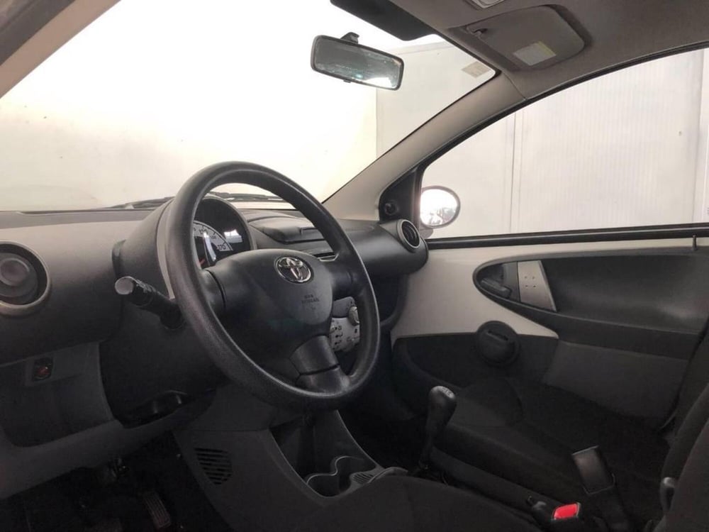 Toyota Aygo usata a Torino (13)