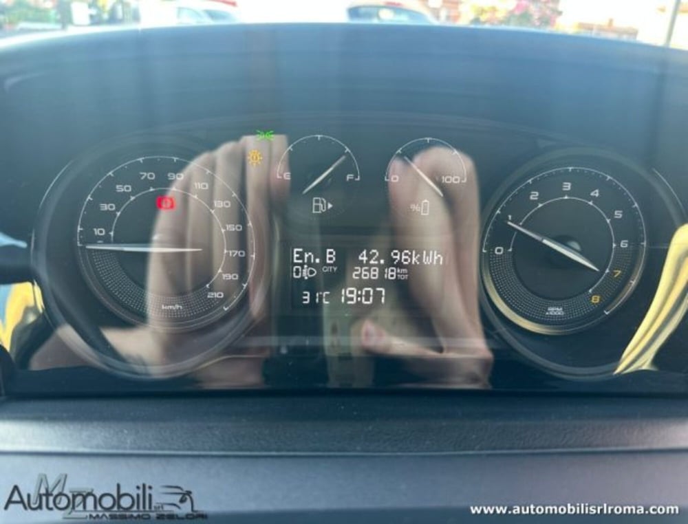 Lancia Ypsilon usata a Roma (16)