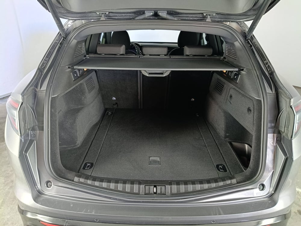 Alfa Romeo Stelvio usata a Ascoli Piceno (17)