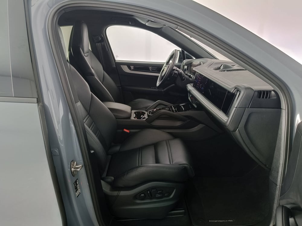 Porsche Cayenne usata a Ascoli Piceno (12)