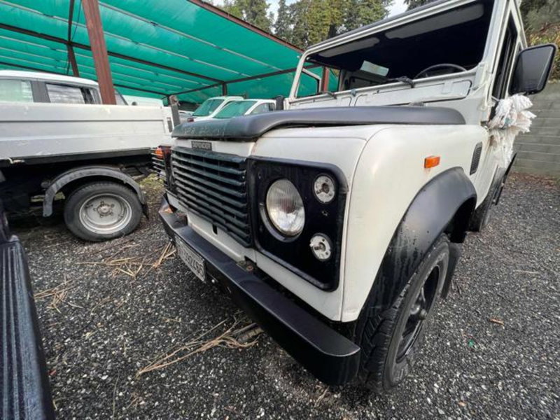 Land Rover Defender usata a Lucca (5)