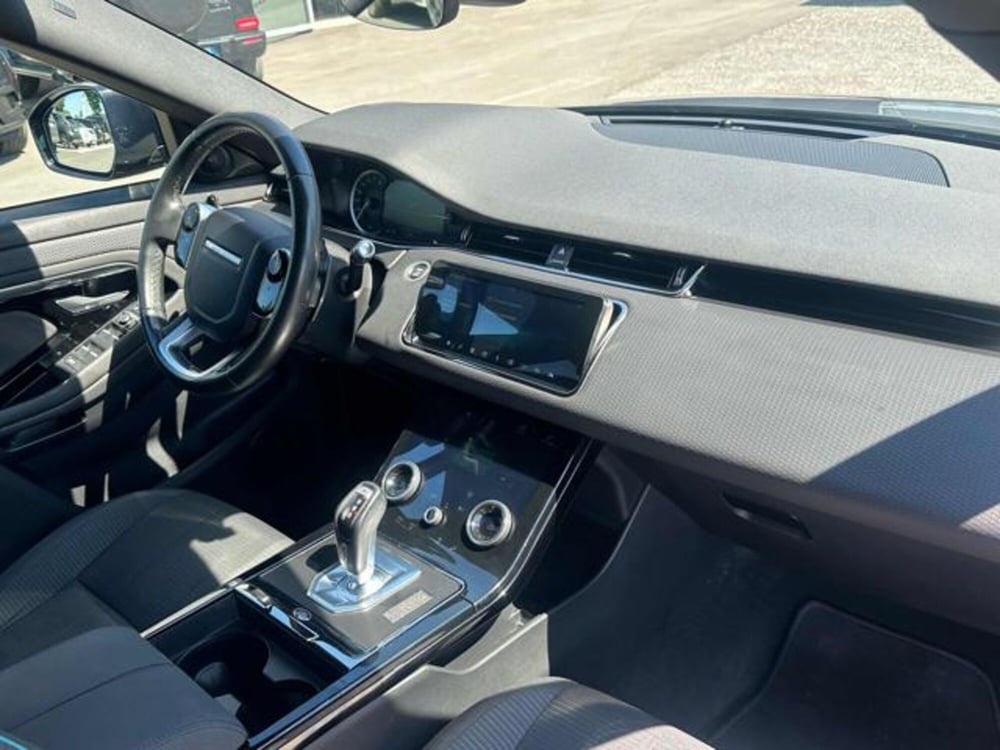 Land Rover Range Rover Evoque usata a Lucca (13)