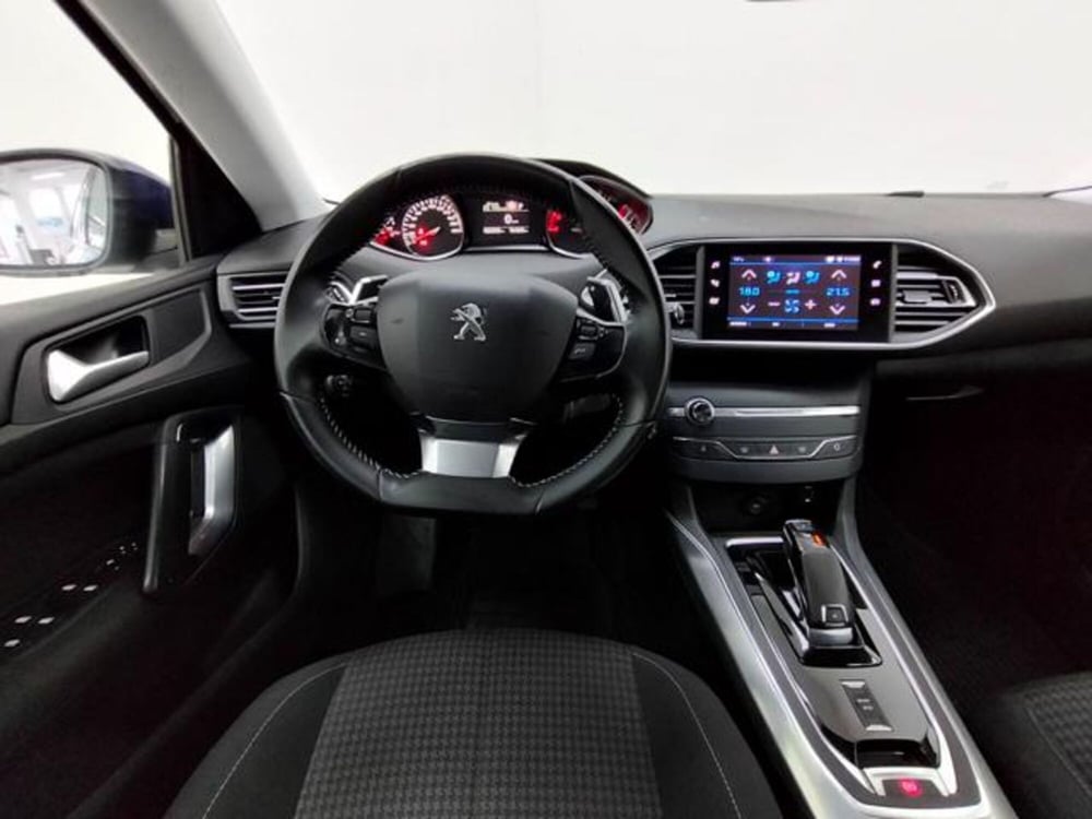 Peugeot 308 SW usata a Como (10)