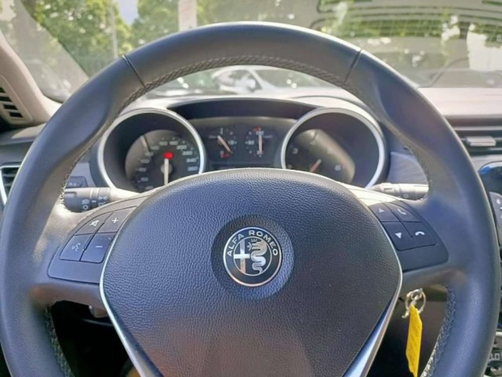 Alfa Romeo Giulietta usata a Firenze (13)