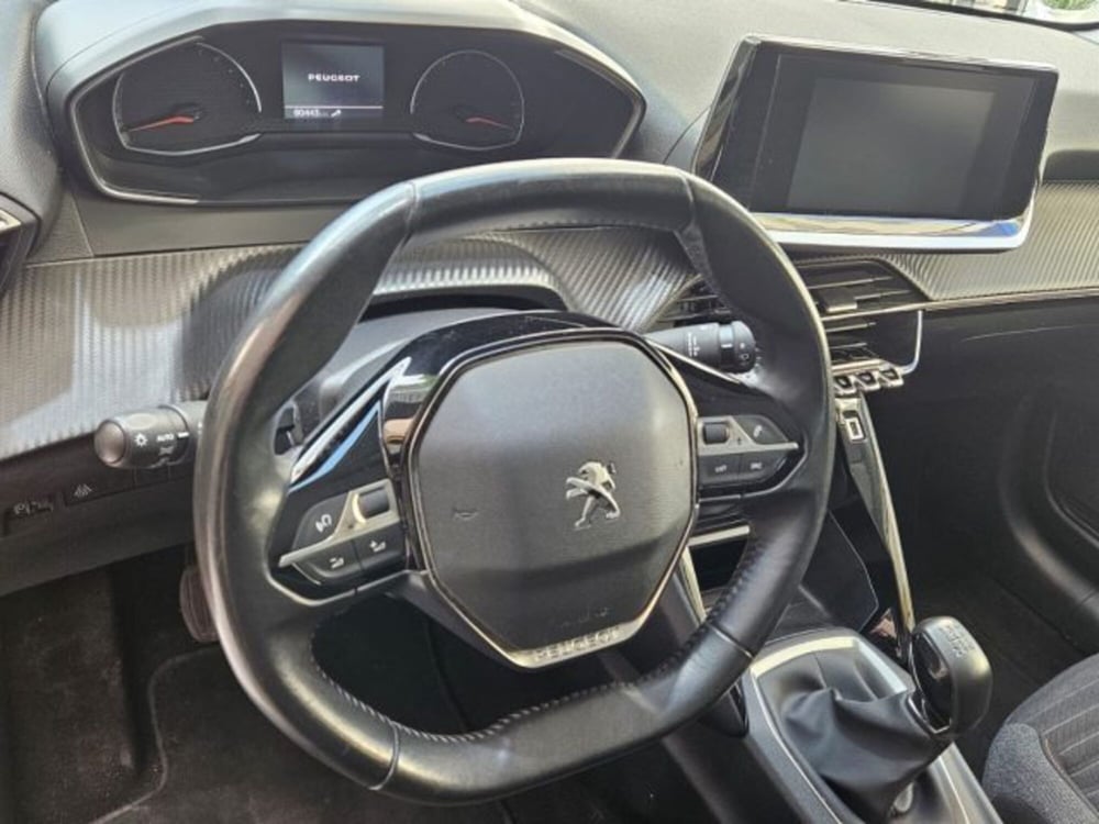 Peugeot 208 usata a Napoli (12)