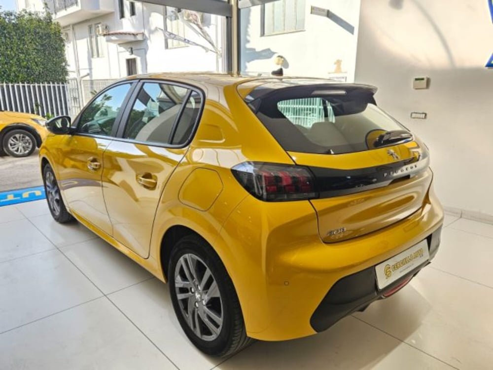 Peugeot 208 usata a Napoli (8)