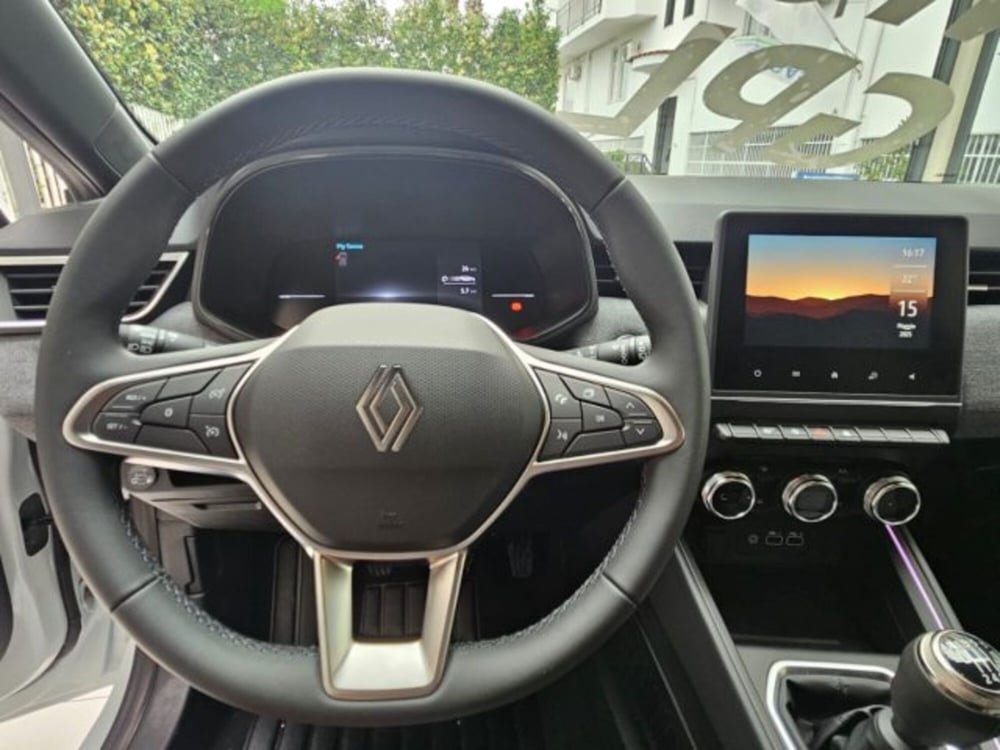Renault Clio nuova a Napoli (17)