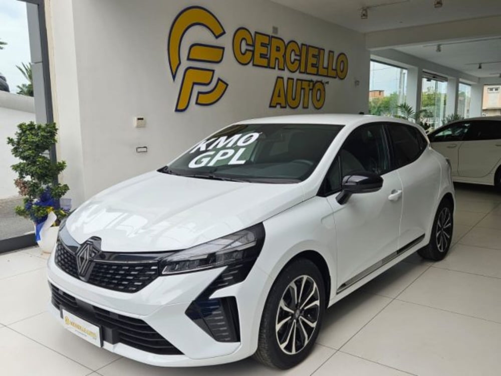 Renault Clio nuova a Napoli (3)
