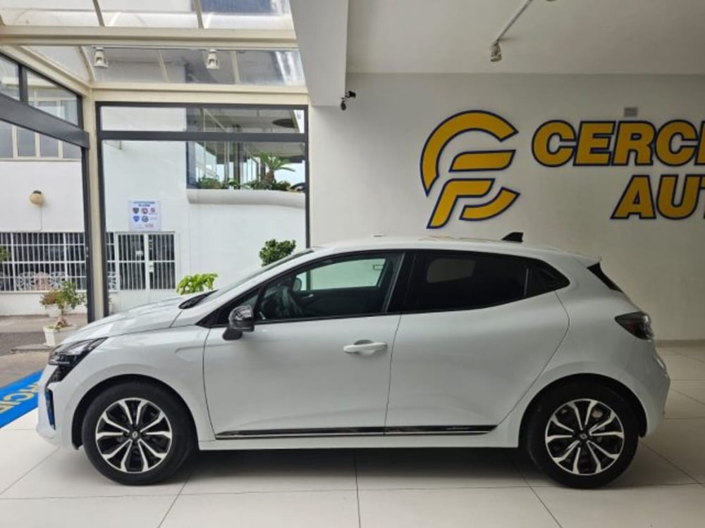 Renault Clio nuova a Napoli (5)