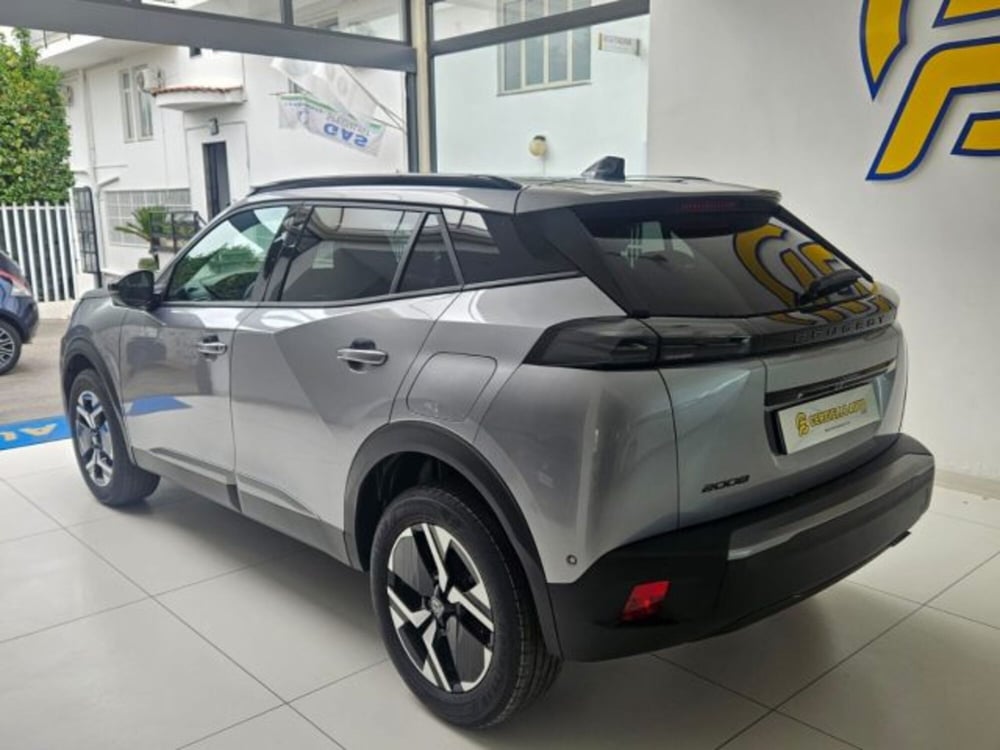 Peugeot 2008 nuova a Napoli (8)