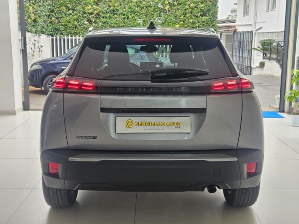 Peugeot 2008 nuova a Napoli (9)