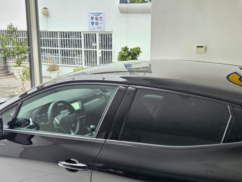 Renault Clio nuova a Napoli (10)