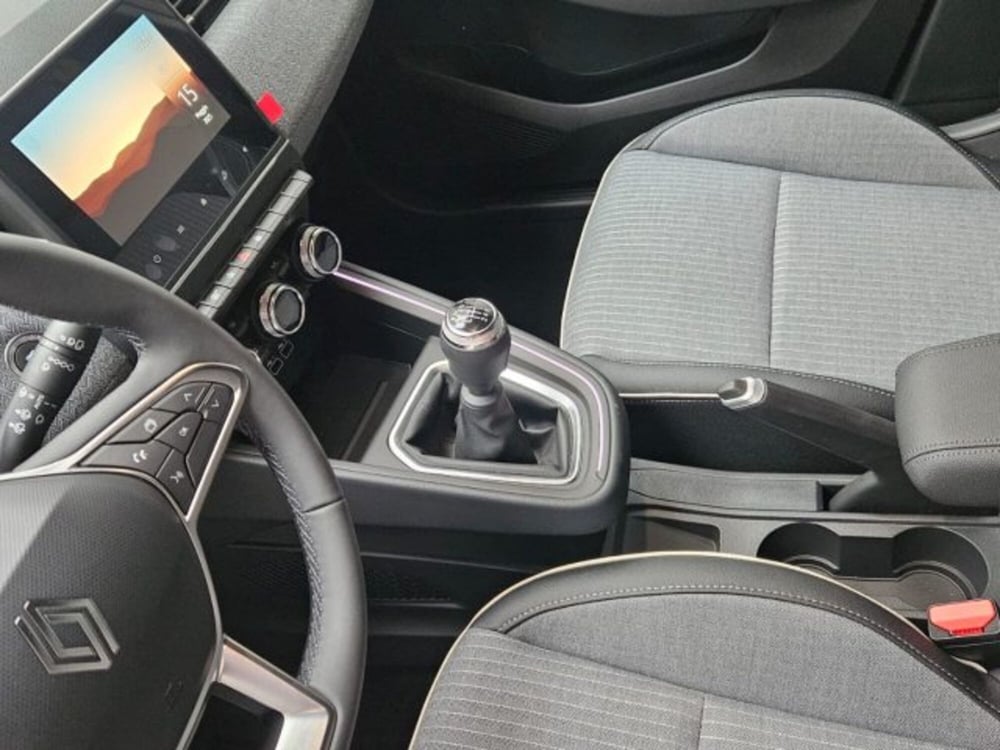 Renault Clio nuova a Napoli (14)