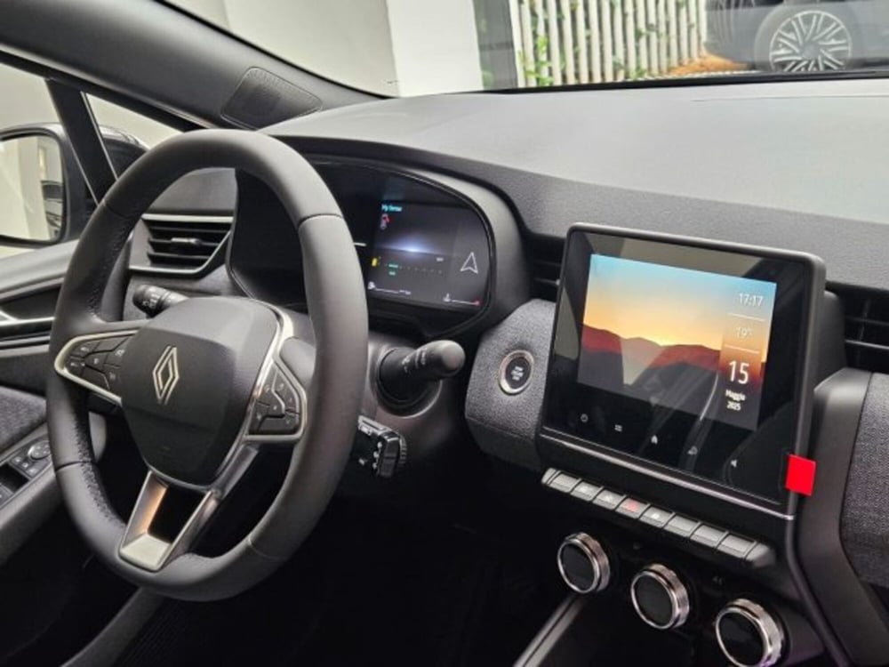 Renault Clio nuova a Napoli (16)