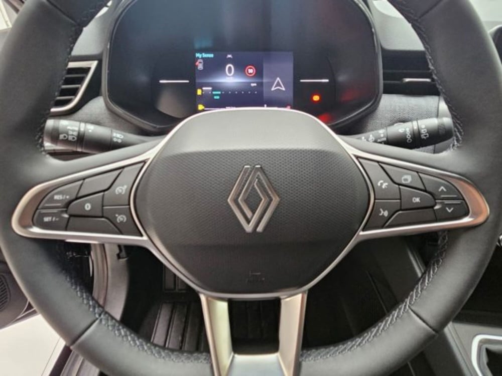 Renault Clio nuova a Napoli (17)