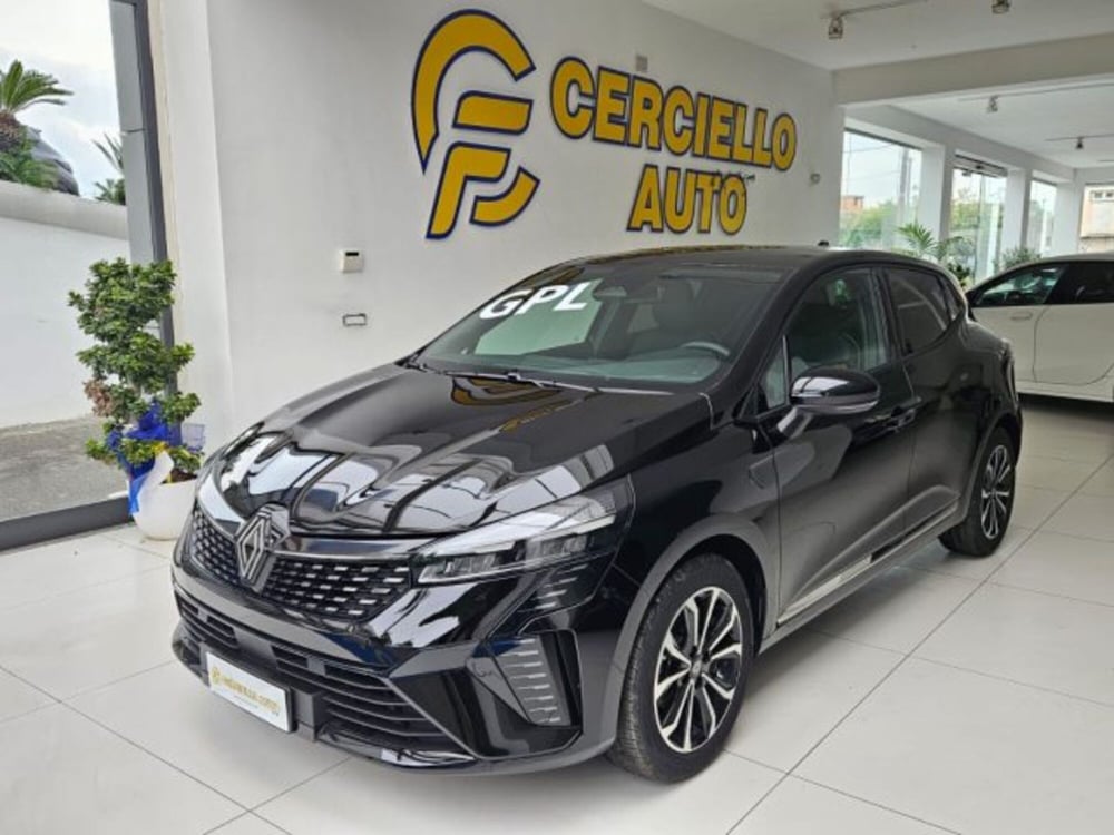 Renault Clio nuova a Napoli (3)
