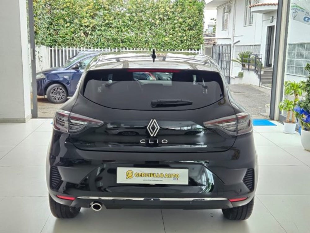 Renault Clio nuova a Napoli (6)