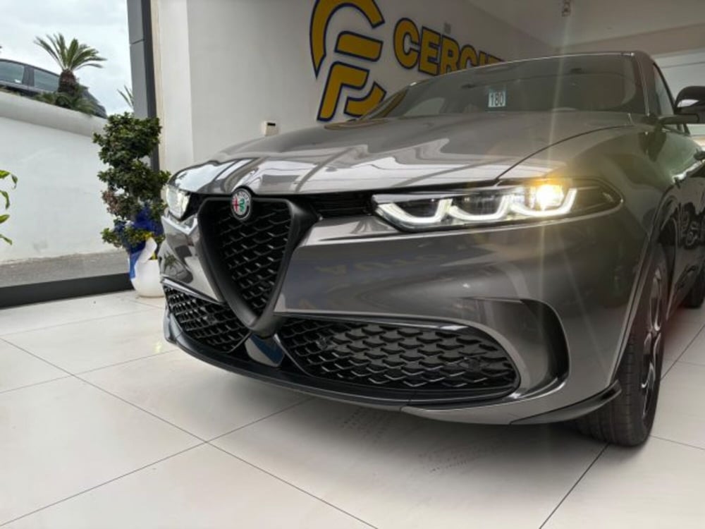 Alfa Romeo Tonale nuova a Napoli (6)