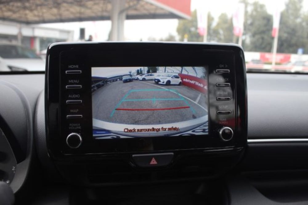 Toyota Yaris Cross usata a Roma (18)