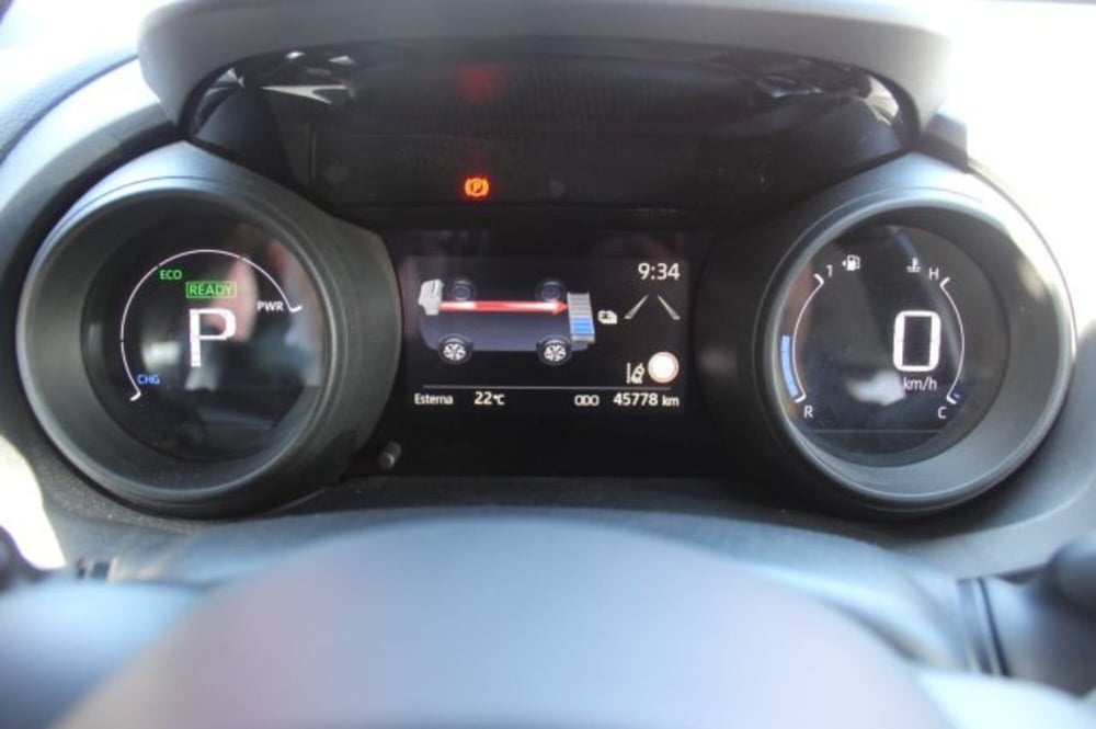 Toyota Yaris Cross usata a Roma (13)