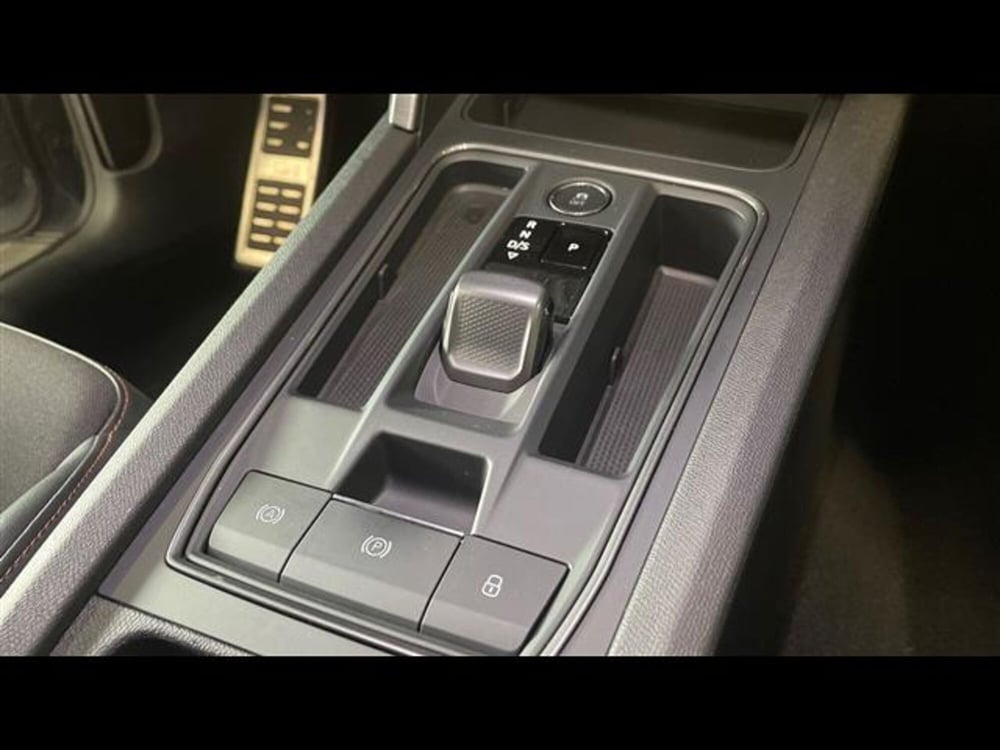 Cupra Leon usata a Varese (7)