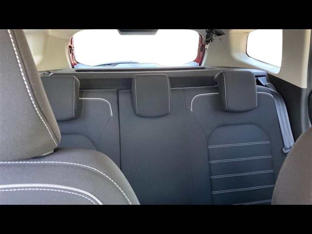 Dacia Duster usata a Vicenza (14)