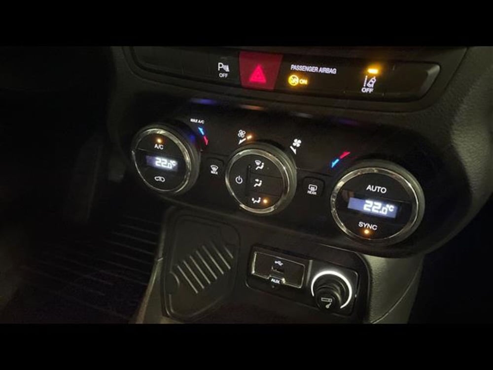 Jeep Renegade usata a Varese (10)