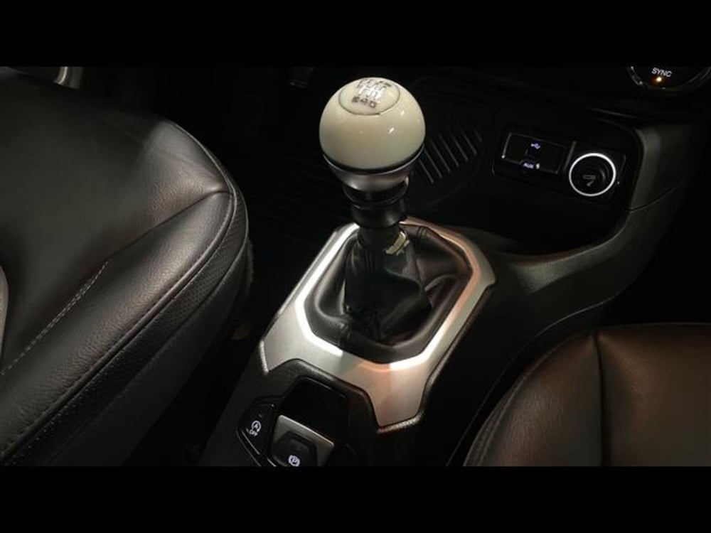 Jeep Renegade usata a Varese (8)