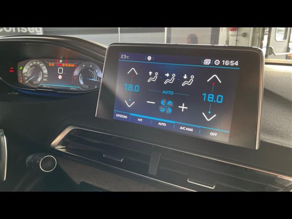 Peugeot 3008 usata a Varese (5)