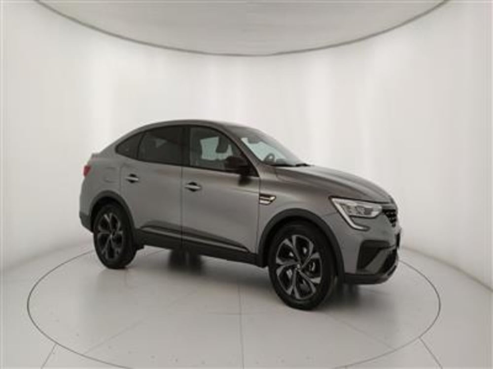 Renault Arkana usata a Bari (10)
