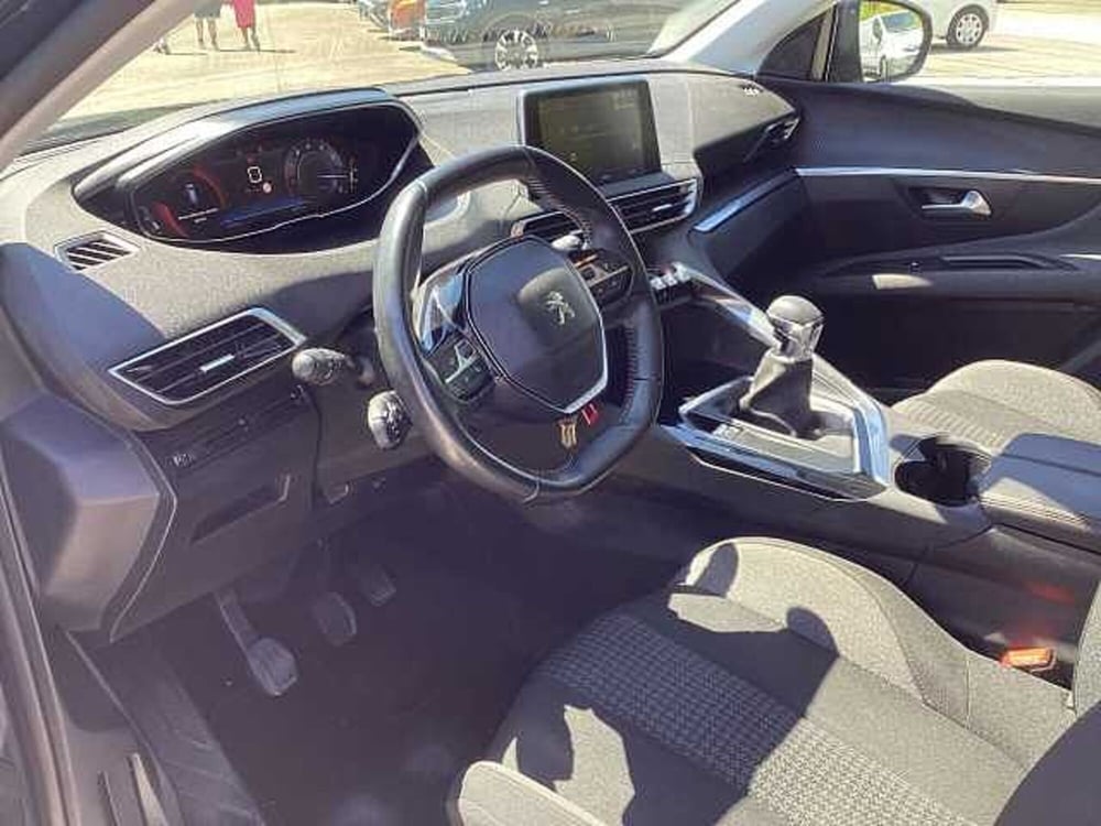 Peugeot 3008 usata a Roma (10)