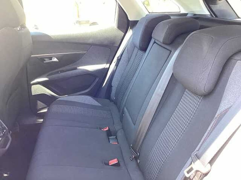 Peugeot 3008 usata a Roma (14)