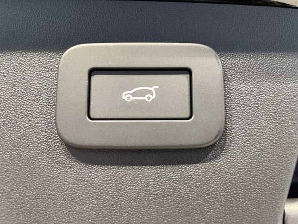 Jaguar E-Pace usata a Ravenna (11)