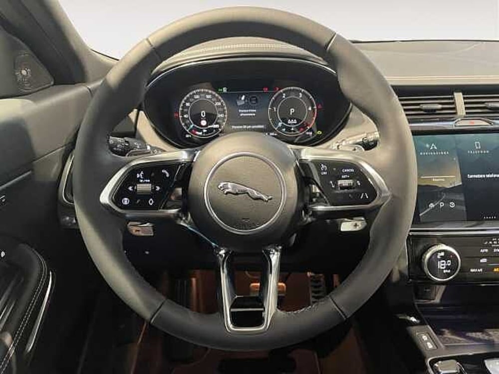 Jaguar E-Pace usata a Ravenna (13)