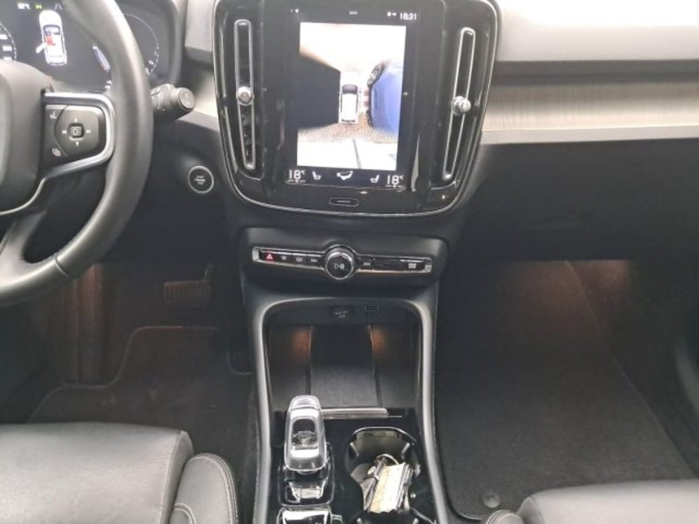 Volvo XC40 usata a Treviso (13)