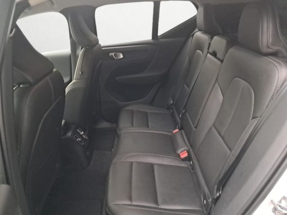 Volvo XC40 usata a Treviso (16)