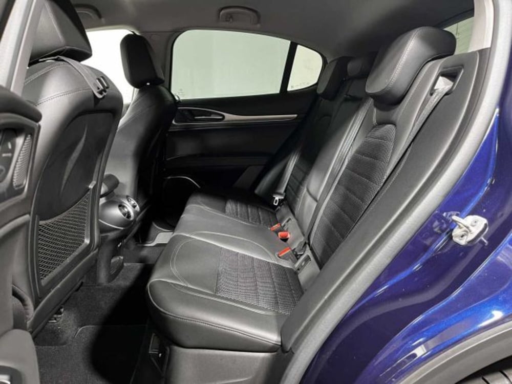 Alfa Romeo Stelvio usata a Sondrio (11)