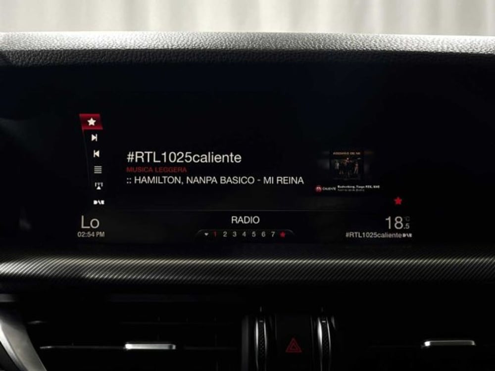 Alfa Romeo Stelvio usata a Sondrio (17)
