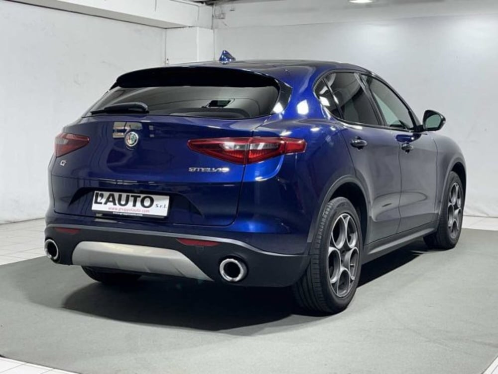 Alfa Romeo Stelvio usata a Sondrio (5)