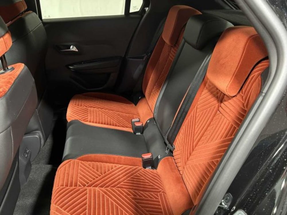 Lancia Ypsilon nuova a Sondrio (11)
