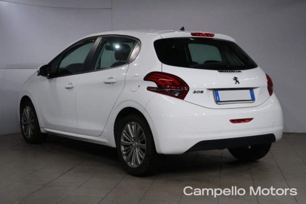 Peugeot 208 usata a Venezia (3)