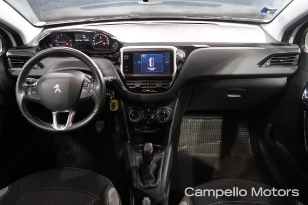 Peugeot 208 usata a Venezia (7)
