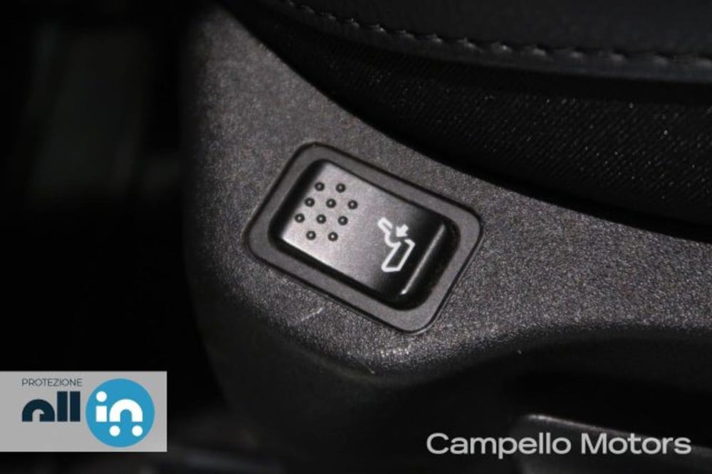 Jeep Compass usata a Venezia (17)